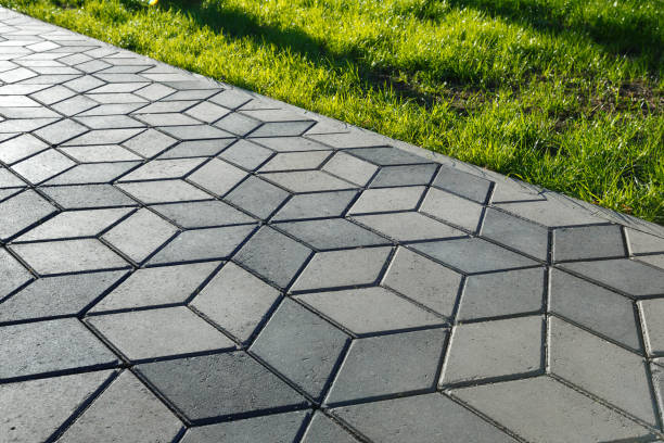 Best Driveway Paving Contractor  in Fort Myers Shores, FL